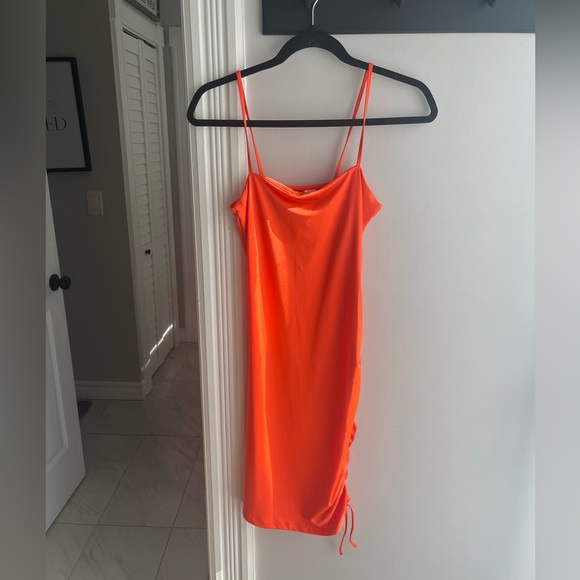 H&M mini dress - Picture 2 of 2